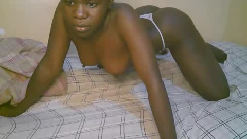 queen_latasha online show from April 28, 8:14 pm