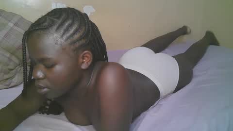 queen_latasha online show from May 3, 2:50 am