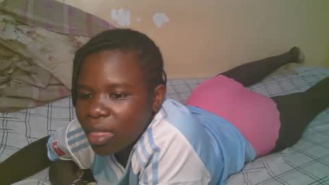 queen_latasha online show from May 12, 5:10 pm