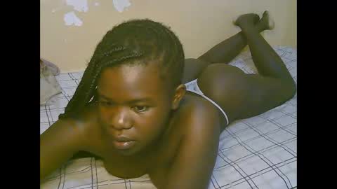 queen_latasha online show from May 16, 2:41 am
