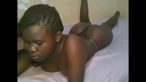 queen_latasha online show from May 20, 7:58 am