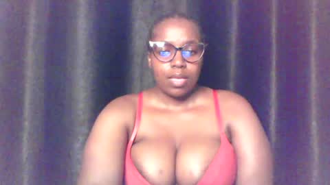 QUEEN online show from June 28, 3:29 pm