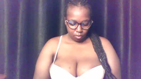 QUEEN online show from July 5, 3:56 am