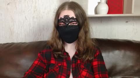 Nora online show from May 22, 10:26 pm