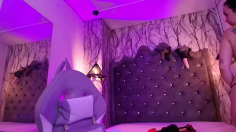 QueenNyx online show from May 27, 2:08 am