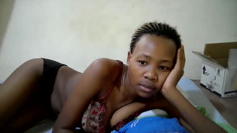 Snapshot of queen_slender chatting on May 26, 6:31 am queen_slender online show from May 26, 6:31 am