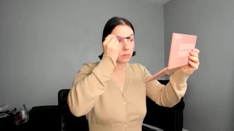 Queen Blaire online show from December 3, 9:46 pm