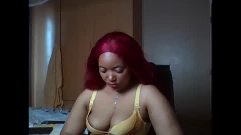 Queenbebony2 online show from March 29, 7:19 am
