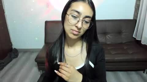 Snapshot of queenbyte_18 chatting on July 10, 5:12 am queenbyte_18 online show from July 10, 5:12 am