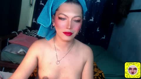 Snapshot of queenfcker1st chatting on April 20, 8:50 am Be my property Sabrina online show from April 20, 8:50 am