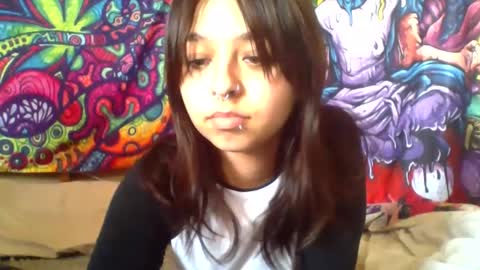 Snapshot of queenmarcy666 chatting on December 8, 7:43 pm Marceline VQueen online show from December 8, 7:43 pm