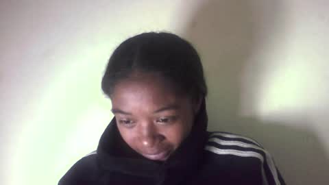 Snapshot of queennaya chatting on June 28, 11:33 pm queennaya online show from June 28, 11:33 pm