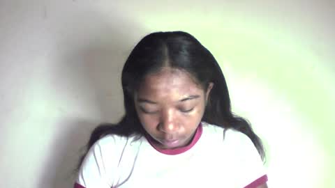Snapshot of queennaya chatting on July 8, 5:23 am queennaya online show from July 8, 5:23 am