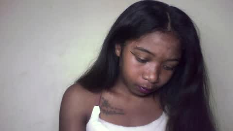 Snapshot of queennaya chatting on July 24, 5:44 pm queennaya online show from July 24, 5:44 pm