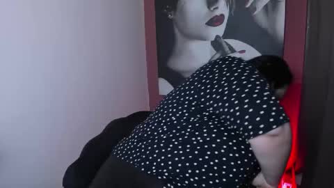 Snapshot of queenofhaze chatting on February 9, 11:58 am you may simply address Me with Your Grace online show from February 9, 11:58 am