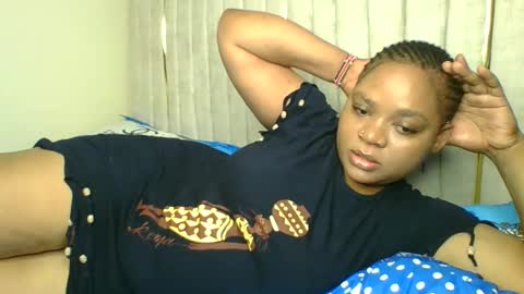 Snapshot of queenofsouls chatting on January 21, 6:22 am . online show from January 21, 6:22 am