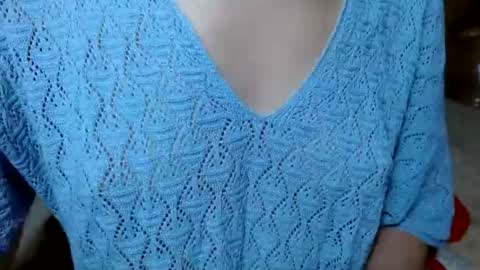 Snapshot of queenoftenderness chatting on July 13, 8:11 pm queenoftenderness online show from July 13, 8:11 pm
