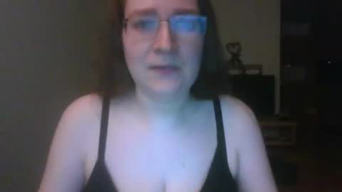 Snapshot of queenofthenights chatting on July 3, 10:27 pm queenofthenights online show from July 3, 10:27 pm