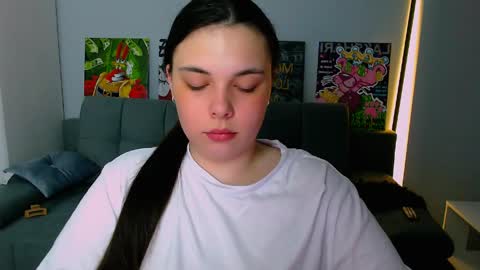 Patricia online show from April 1, 12:39 pm