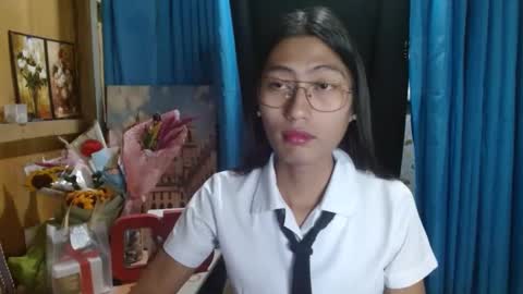 Snapshot of queensteffi chatting on December 7, 8:16 pm queensteffi online show from December 7, 8:16 pm