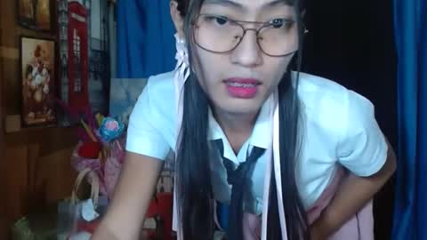 Snapshot of queensteffi chatting on December 10, 7:32 pm queensteffi online show from December 10, 7:32 pm