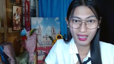 Snapshot of queensteffi chatting on December 19, 10:10 pm queensteffi online show from December 19, 10:10 pm