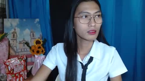 Snapshot of queensteffi chatting on December 22, 6:15 pm queensteffi online show from December 22, 6:15 pm