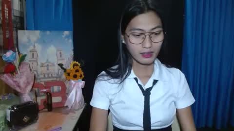 Snapshot of queensteffi chatting on January 4, 12:05 pm queensteffi online show from January 4, 12:05 pm