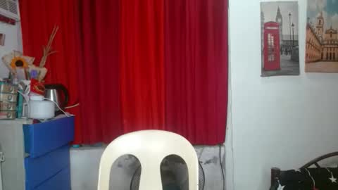 Snapshot of queensteffi chatting on October 19, 8:31 pm queensteffi online show from October 19, 8:31 pm