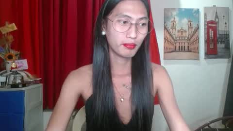 Snapshot of queensteffi chatting on January 12, 2:44 pm queensteffi online show from January 12, 2:44 pm