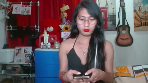 Snapshot of queensteffi chatting on February 8, 12:25 am queensteffi online show from February 8, 12:25 am
