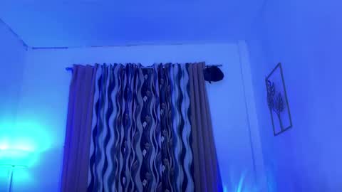 Snapshot of queenvalentinats chatting on October 1, 3:40 pm ValentinaMoone online show from October 1, 3:40 pm