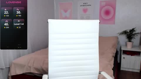 Anna online show from November 9, 7:06 am