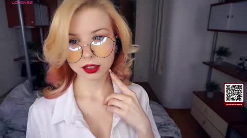 Tate online show from November 26, 6:36 am