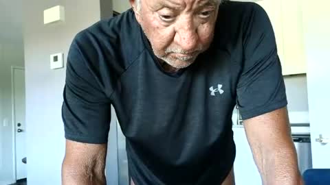 Snapshot of quest_one chatting on July 5, 5:09 pm Jim online show from July 5, 5:09 pm