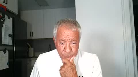 Snapshot of quest_one chatting on July 23, 2:42 am Jim online show from July 23, 2:42 am