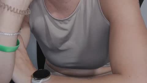 quickgirl_38 online show from April 26, 5:10 pm