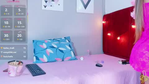 quickhookupp online show from April 29, 2:37 am