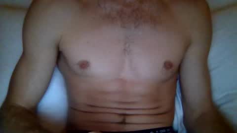 Snapshot of quiii1103 chatting on December 16, 6:29 am quiii1103 online show from December 16, 6:29 am