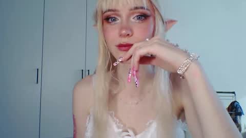 Lana Pollio online show from June 10, 3:22 pm
