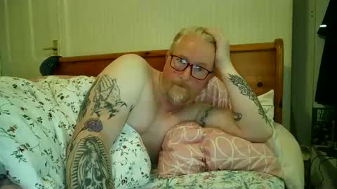 r_o_h_a_n_r_o_o_m online show from May 19, 12:33 pm
