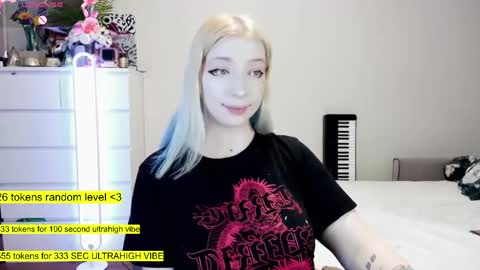 - online show from April 3, 5:22 pm