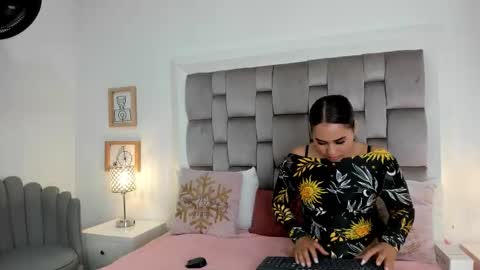 Snapshot of rachel__rose chatting on March 21, 11:26 am Rachel online show from March 21, 11:26 am