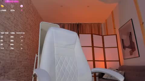 Snapshot of rachel_kelly chatting on February 22, 2:39 am Rachel Kelly online show from February 22, 2:39 am