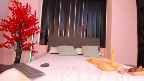 Rachel online show from December 21, 11:55 am