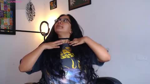 Snapshot of rachell_420 chatting on May 11, 1:06 pm rachell_420 online show from May 11, 1:06 pm