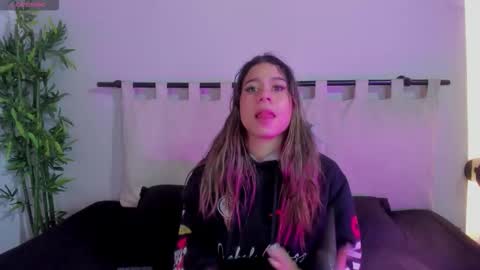 Rachell online show from March 12, 4:18 am