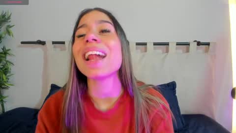 Rachell online show from April 18, 4:16 am