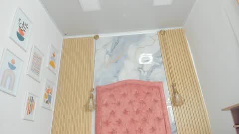 rachellesc online show from May 13, 12:24 pm