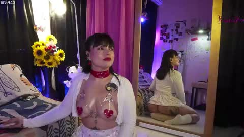 rachellk online show from February 3, 9:03 am